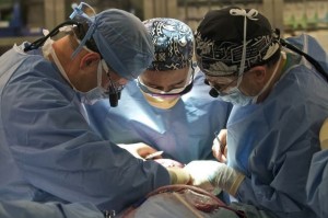 Et transplanteret ansigt forstøder ofte den patient, det er overført til. Tidligere antog forskerne, at det var patienten, der forstødte ansigtet. Foto: Brigham and Women's Hospital/Lightchaser Photography
